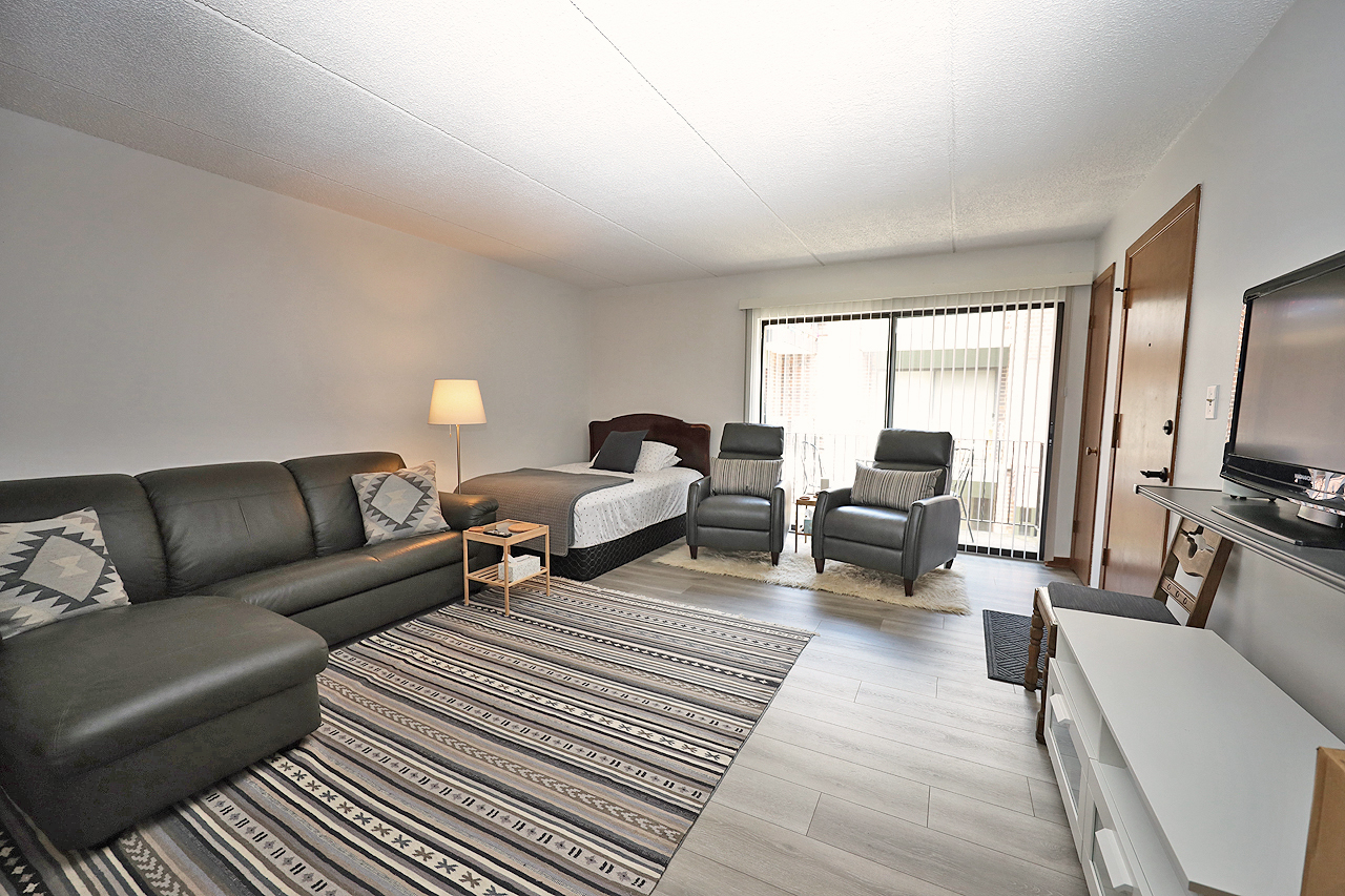 4946 Douglas Road Downers Grove IL 60515