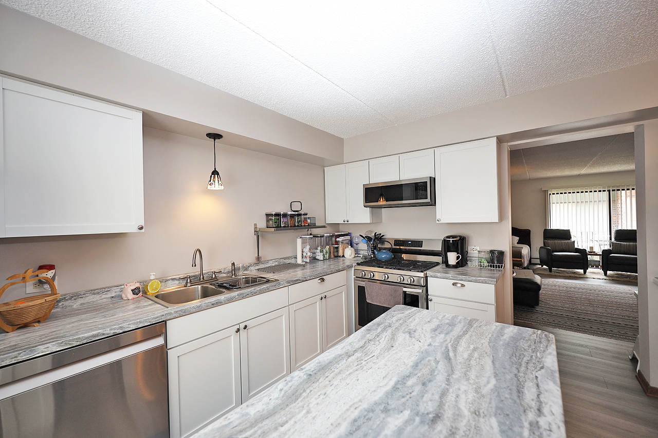 4946 Douglas Road Downers Grove IL 60515