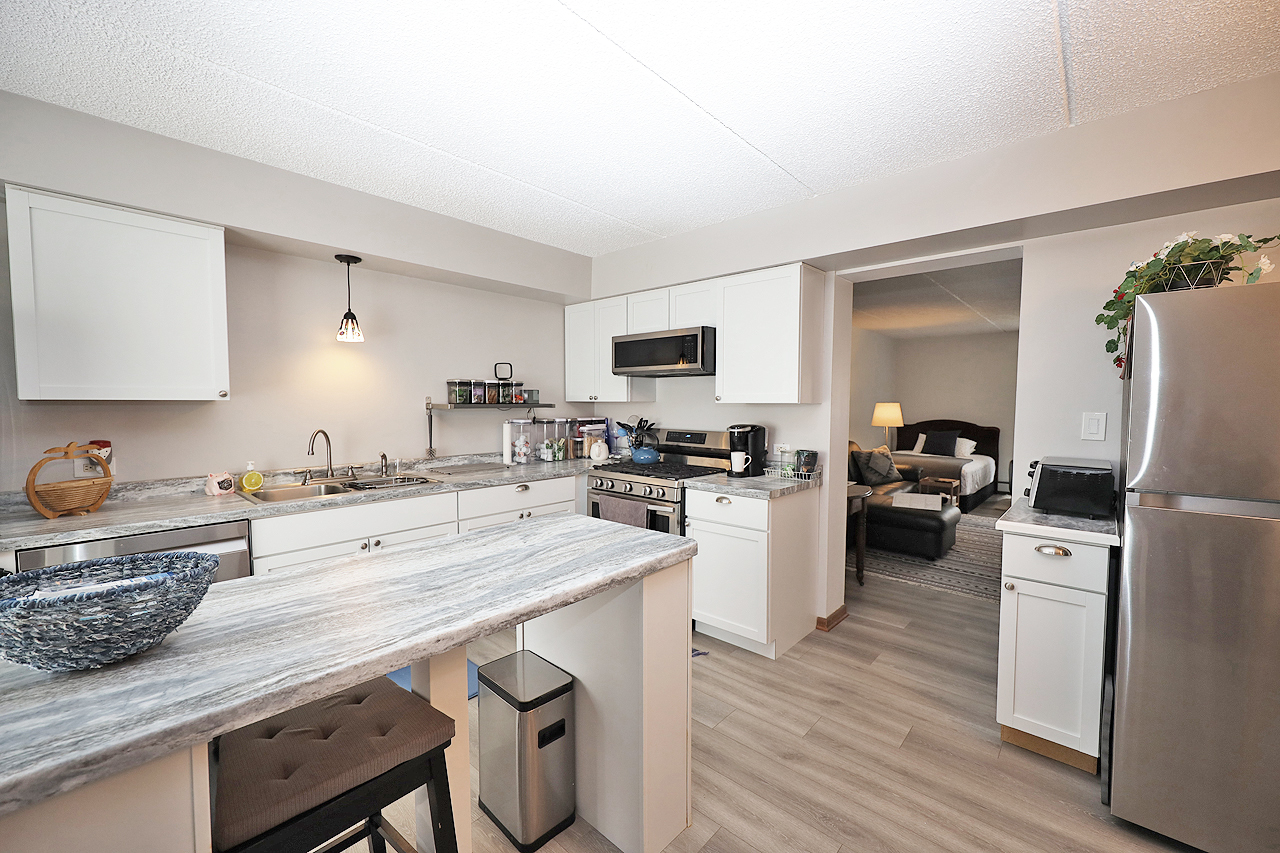 4946 Douglas Road Downers Grove IL 60515