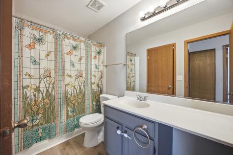 729 Fieldcrest Drive South Elgin IL 60177