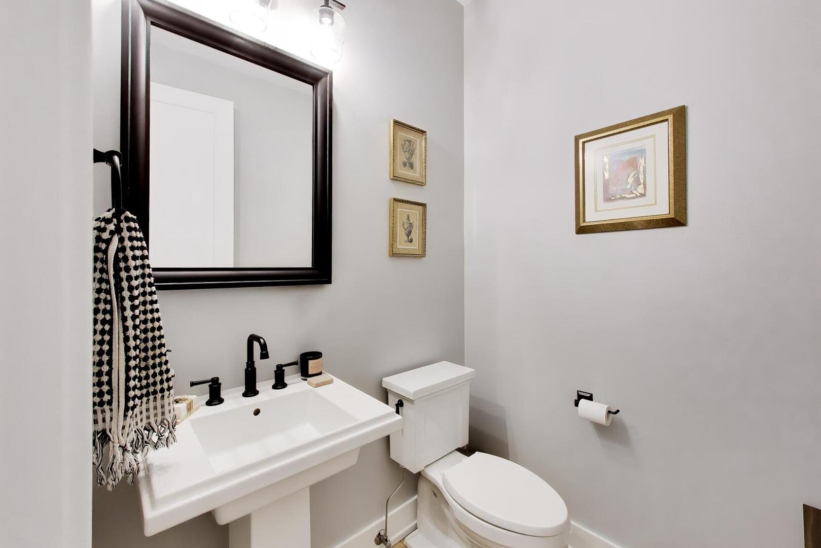2437 West Foster Avenue Chicago IL 60625