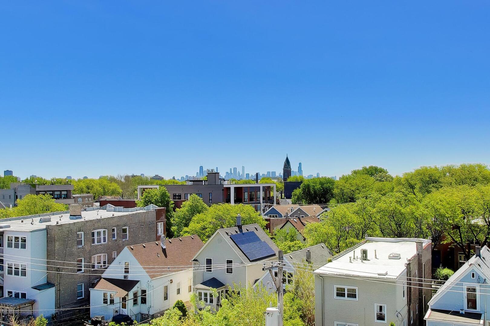 2437 West Foster Avenue Chicago IL 60625