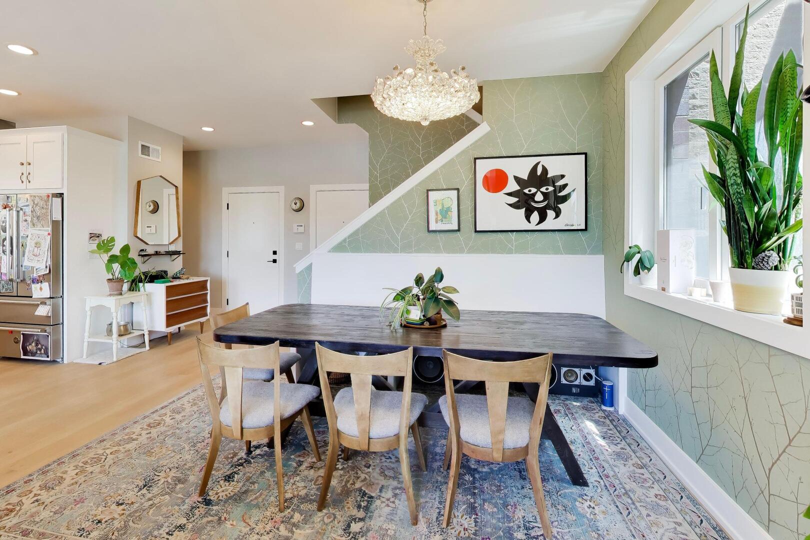 2437 West Foster Avenue Chicago IL 60625