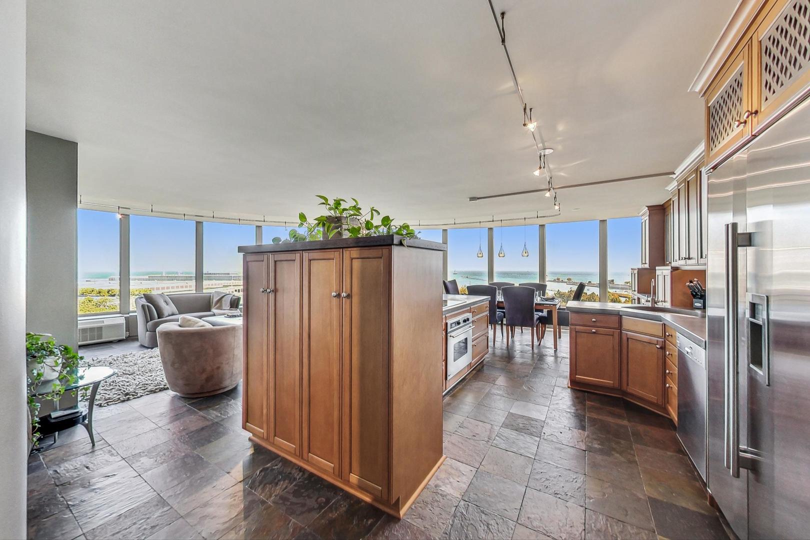 505 North Lake Shore Drive Chicago IL 60611
