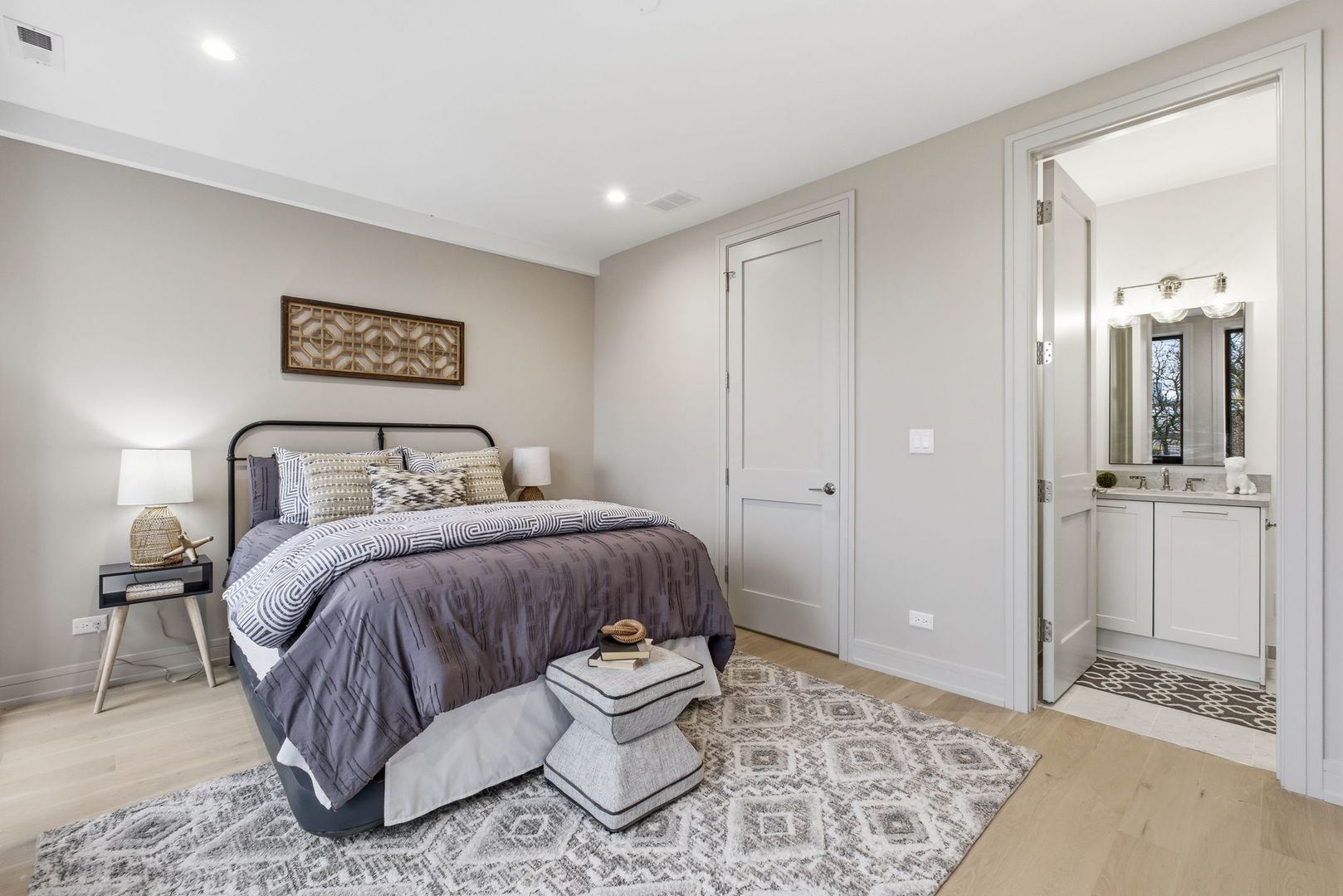 1646 North Orchard Street Chicago IL 60614