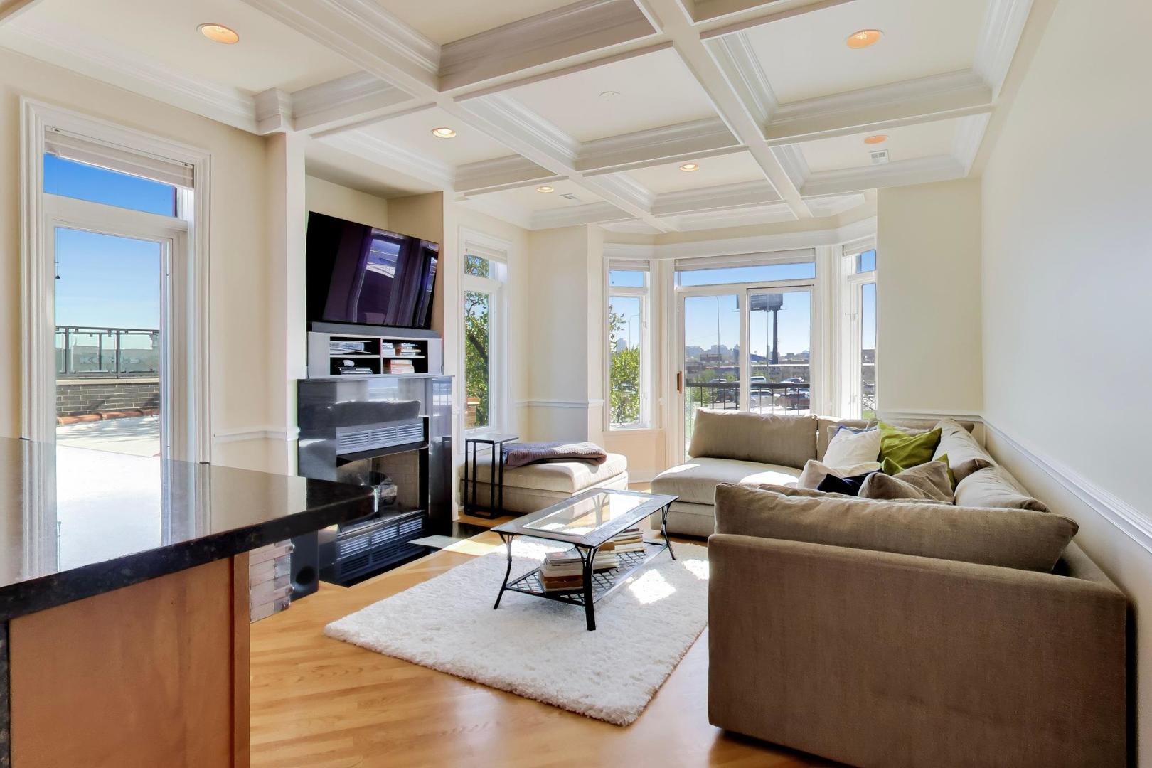 2022 North Wood Street Chicago IL 60614