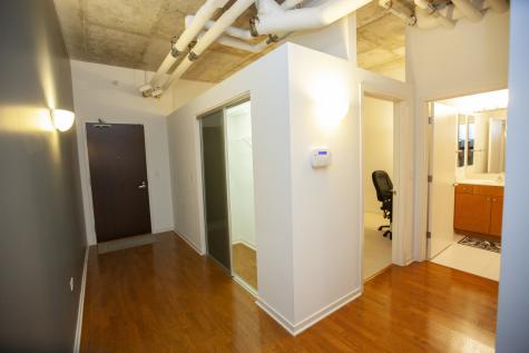 807 Davis Street Evanston IL 60201