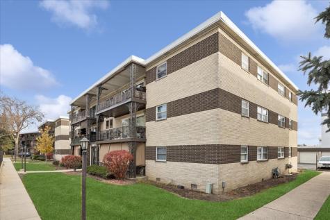 935 South 8th Avenue La Grange IL 60525