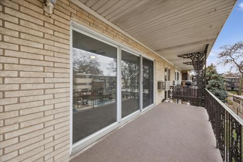 935 South 8th Avenue La Grange IL 60525