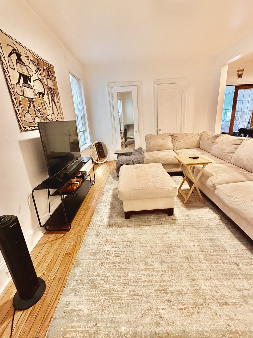 6735 South Oglesby Avenue Chicago IL 60649