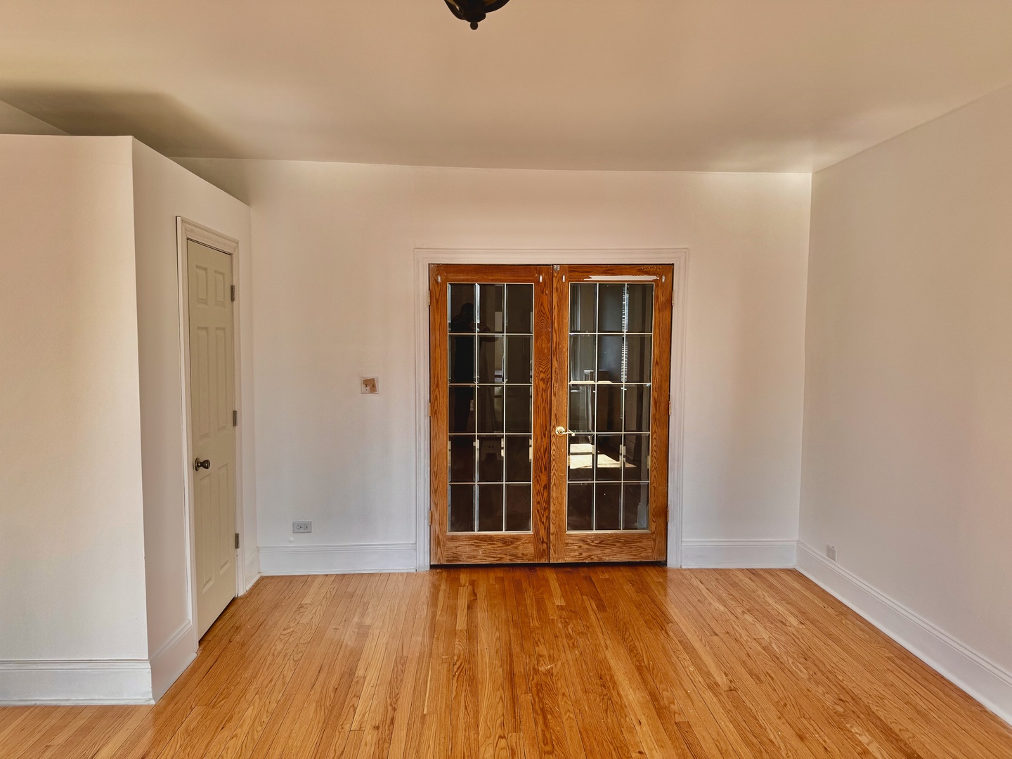 6735 South Oglesby Avenue Chicago IL 60649