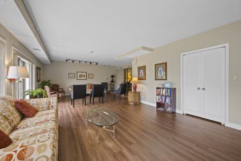 250 Lake Boulevard Buffalo Grove IL 60089
