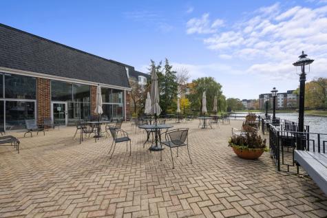 250 Lake Boulevard Buffalo Grove IL 60089