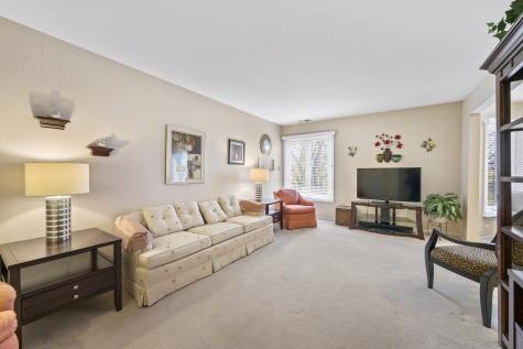 250 Lake Boulevard Buffalo Grove IL 60089