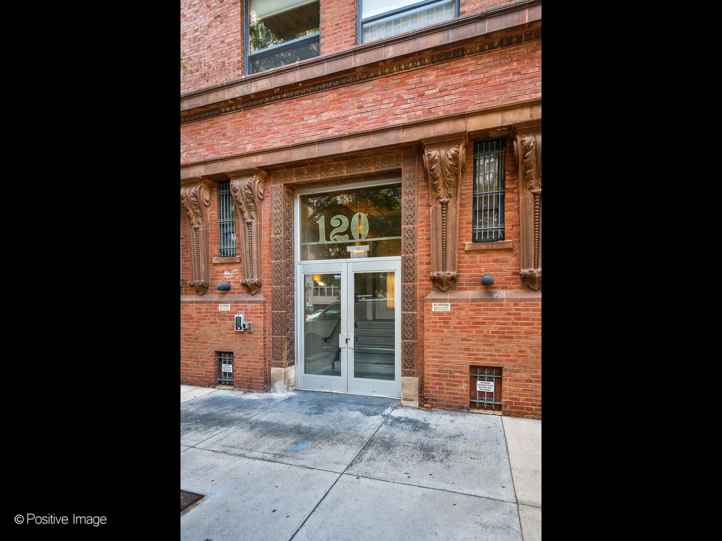 1910 South Indiana Avenue Chicago IL 60616