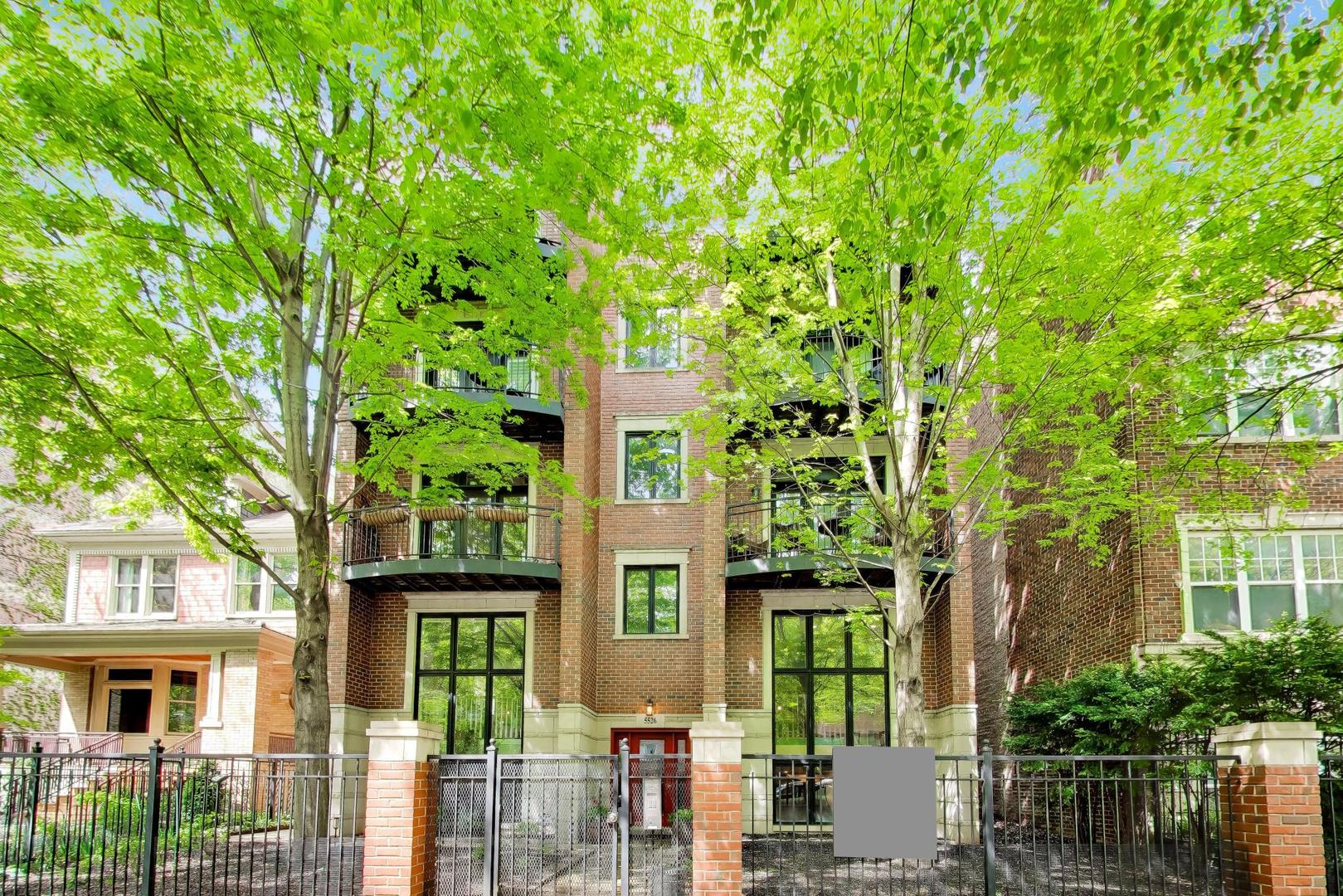 5526 North Winthrop Avenue Chicago IL 60640
