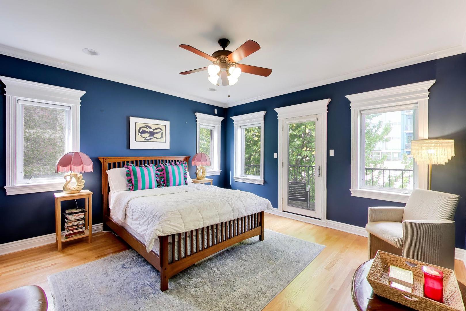 5526 North Winthrop Avenue Chicago IL 60640