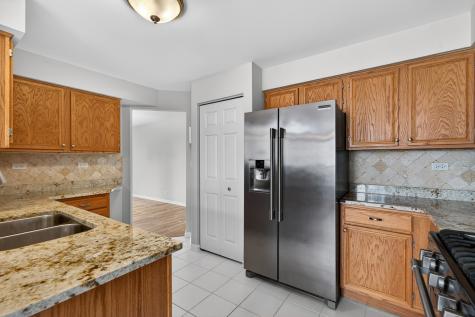 782 Old Checker Road Buffalo Grove IL 60089