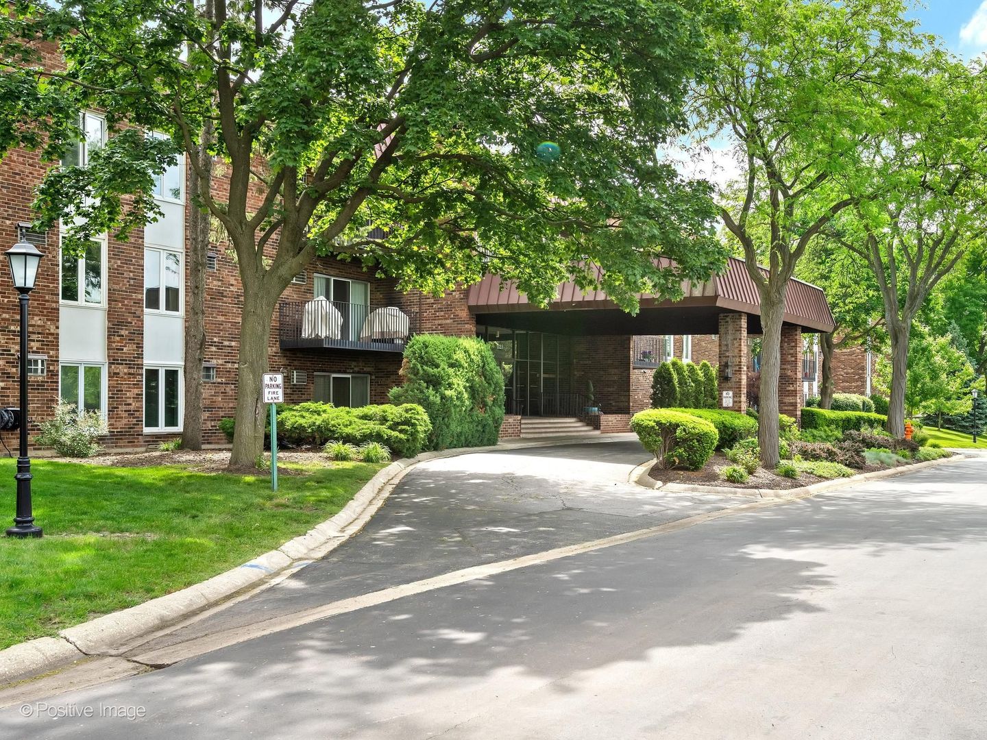 1121 West Ogden Avenue Naperville IL 60563