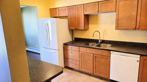 2431 East Brandenberry Court Arlington Heights IL 60004