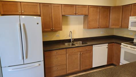 2431 East Brandenberry Court Arlington Heights IL 60004