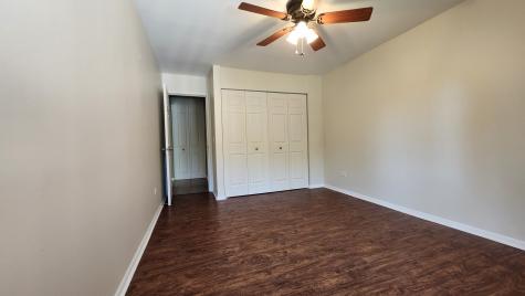 2431 East Brandenberry Court Arlington Heights IL 60004