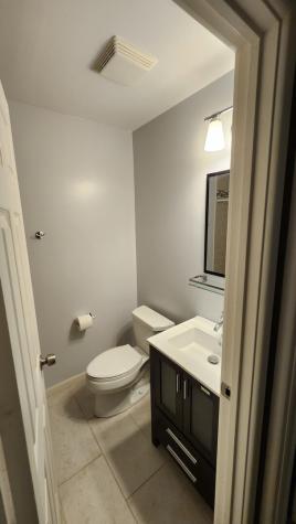 2431 East Brandenberry Court Arlington Heights IL 60004