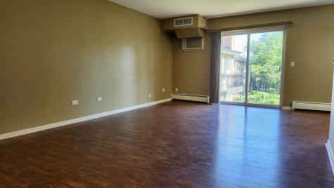 2431 East Brandenberry Court Arlington Heights IL 60004