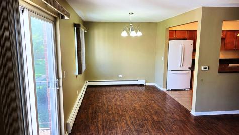 2431 East Brandenberry Court Arlington Heights IL 60004