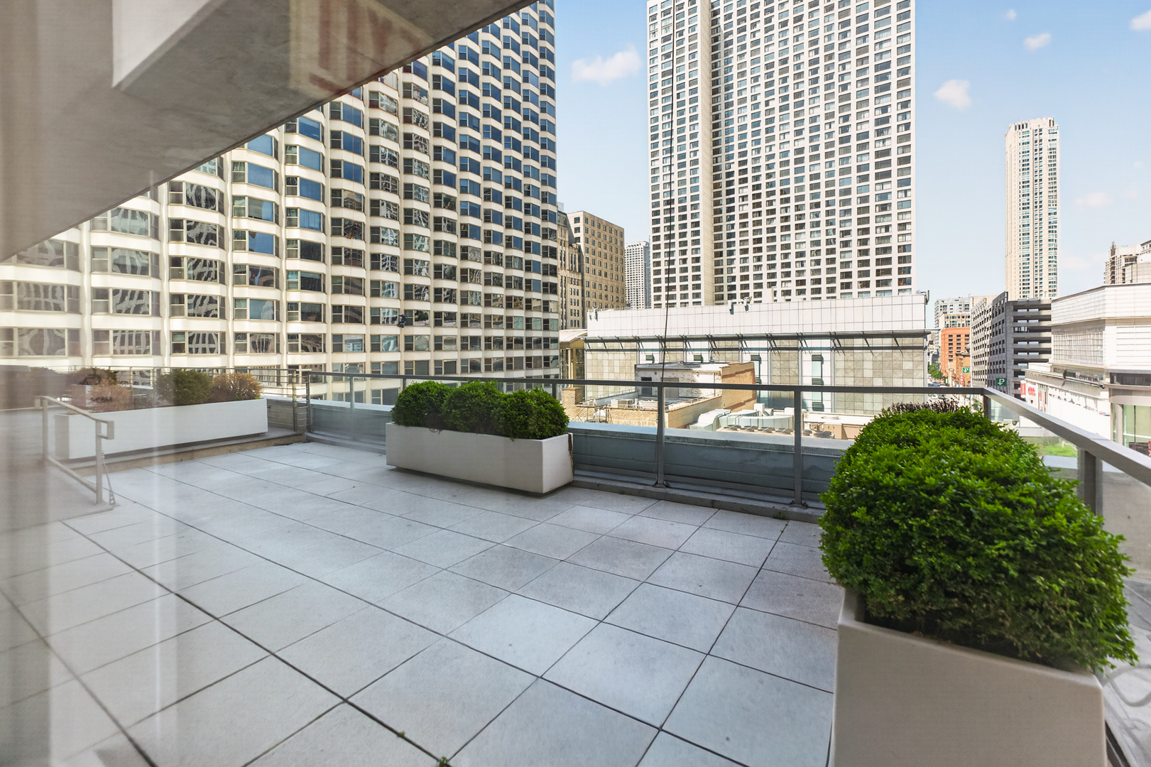 550 North St Clair Street Chicago IL 60611