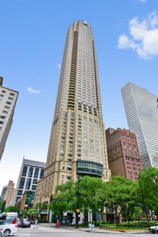800 North Michigan Avenue Chicago IL 60611