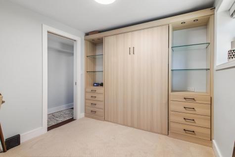 2656 West Gunnison Street Chicago IL 60625