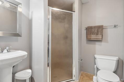 2656 West Gunnison Street Chicago IL 60625