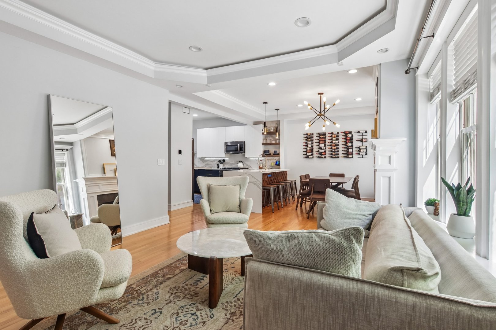 2656 West Gunnison Street Chicago IL 60625