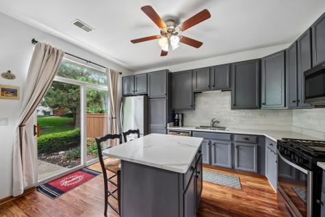 502 Heritage Court St. Charles IL 60175