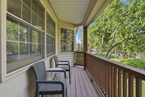3255 North Daniels Court Arlington Heights IL 60004