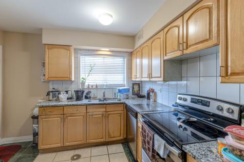 9396 Bay Colony Drive Des Plaines IL 60016