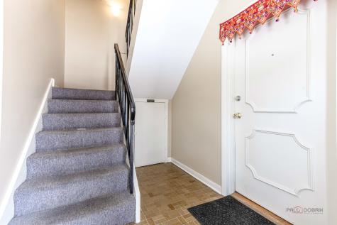 9396 Bay Colony Drive Des Plaines IL 60016