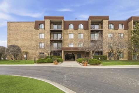 2100 Valencia Drive Northbrook IL 60062