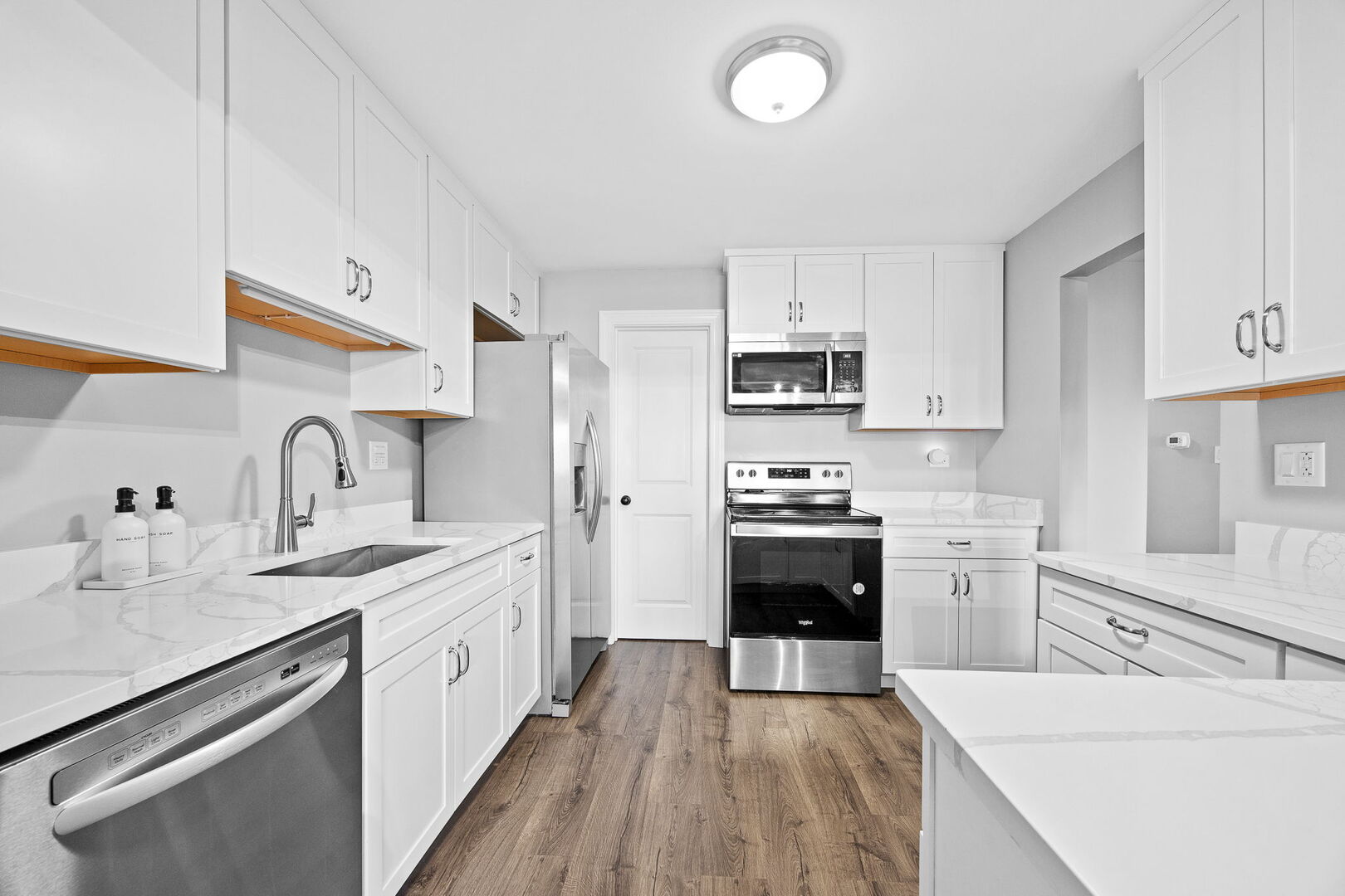 2153 Lancaster Circle Naperville IL 60565