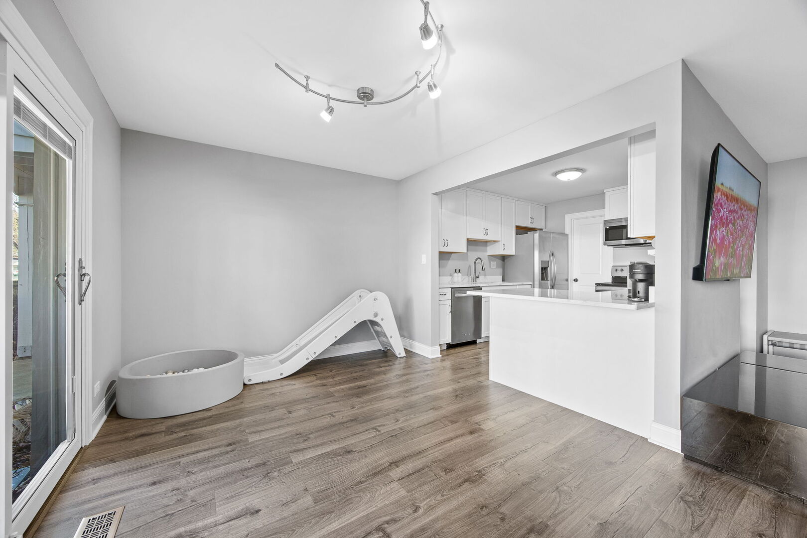 2153 Lancaster Circle Naperville IL 60565