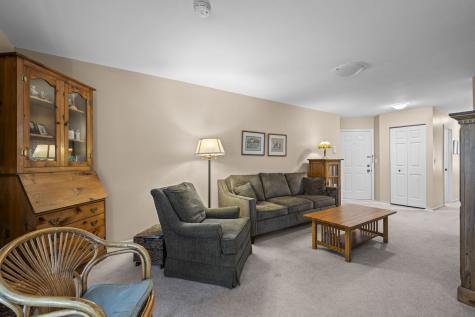 1309 Nutmeg Court Mount Prospect IL 60056