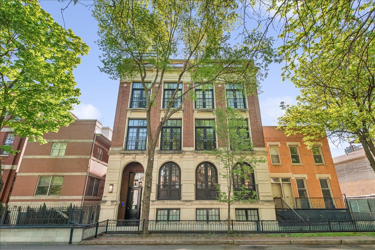 1919 North Sheffield Avenue Chicago IL 60614