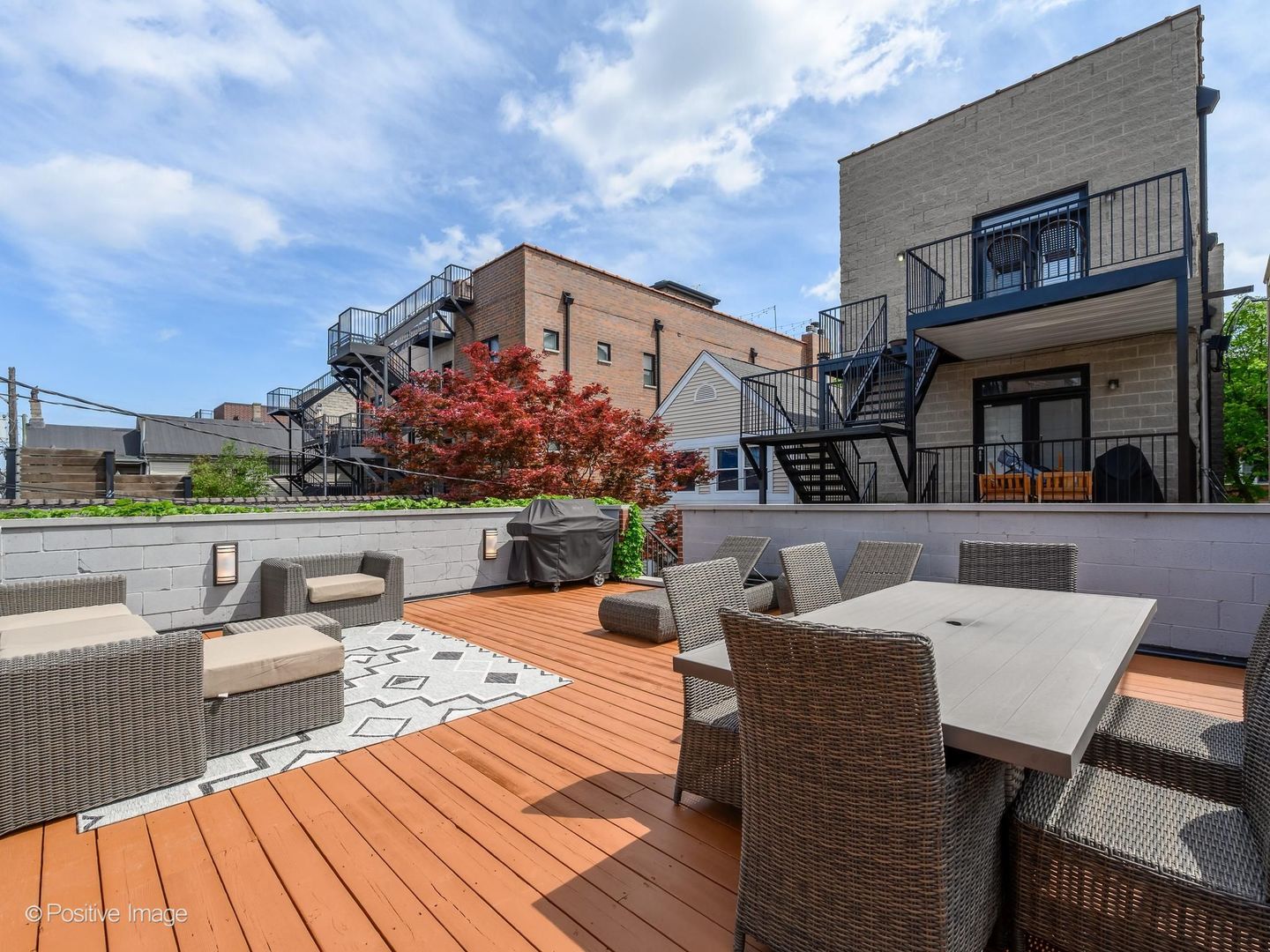 2718 North Wayne Avenue Chicago IL 60614