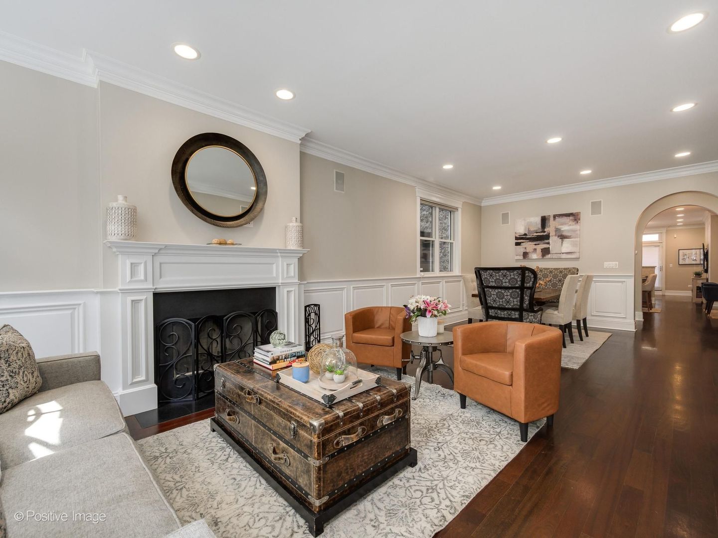 2718 North Wayne Avenue Chicago IL 60614