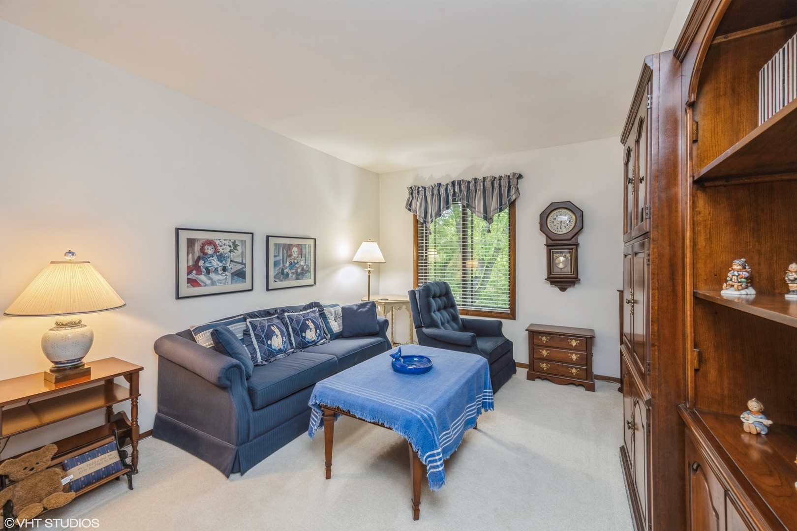 301 Lake Hinsdale Drive Willowbrook IL 60527