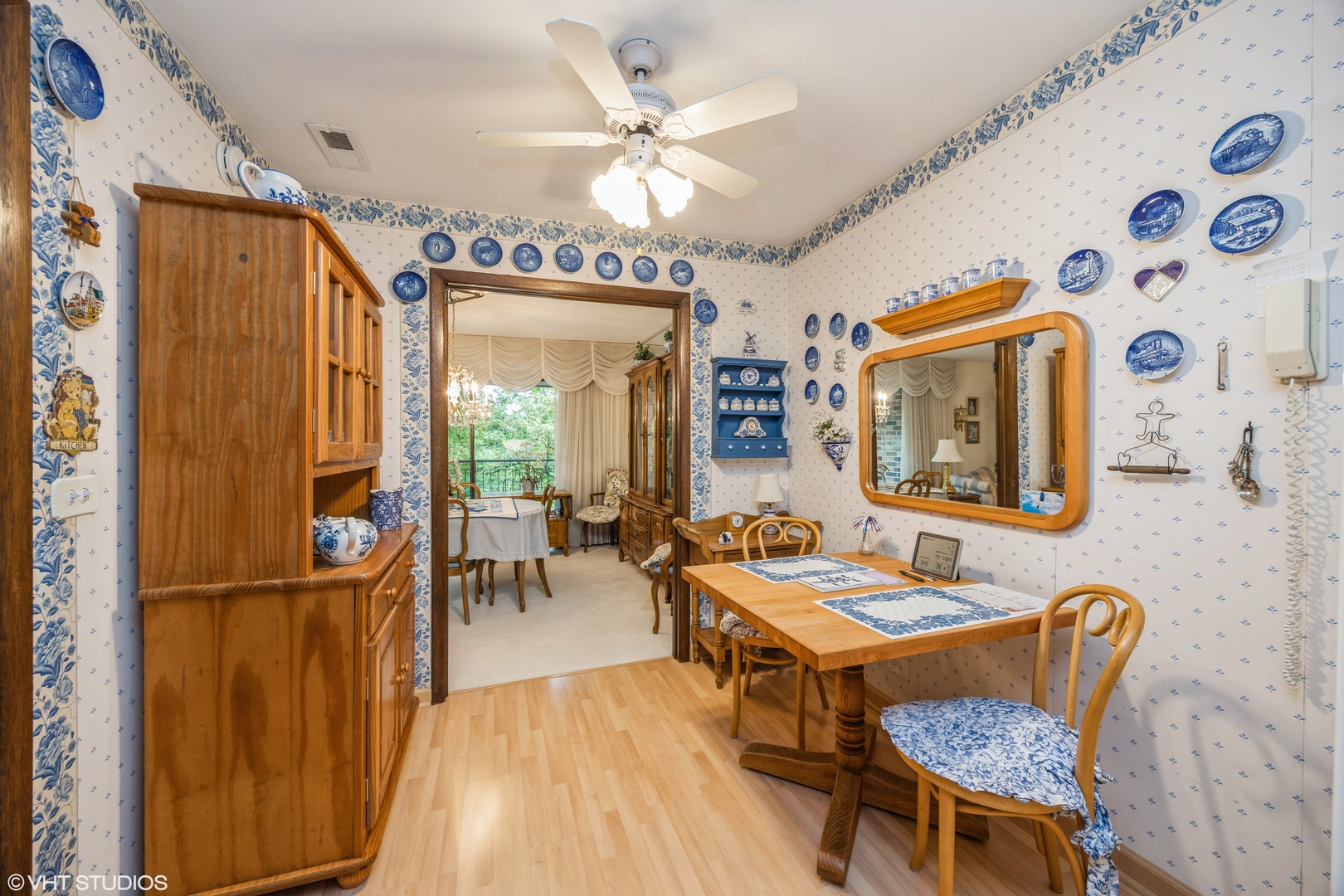 301 Lake Hinsdale Drive Willowbrook IL 60527