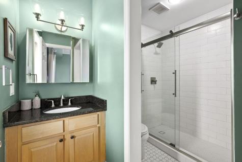 3318 North Damen Avenue Chicago IL 60618