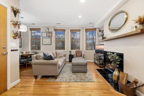 3318 North Damen Avenue Chicago IL 60618