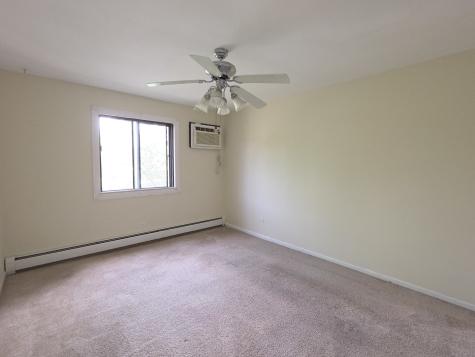 12 Parkside Court Vernon Hills IL 60061